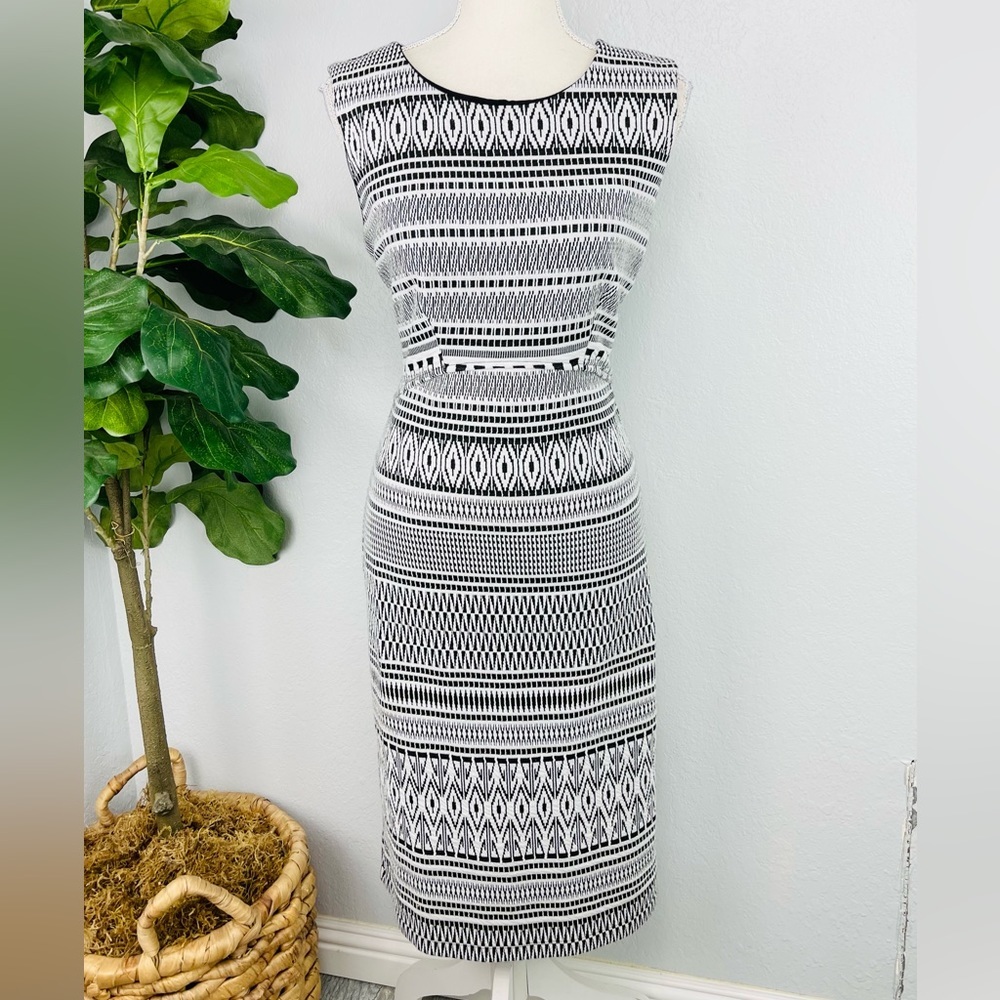 Philosophy Black & White Geometric Pattern Midi Dress